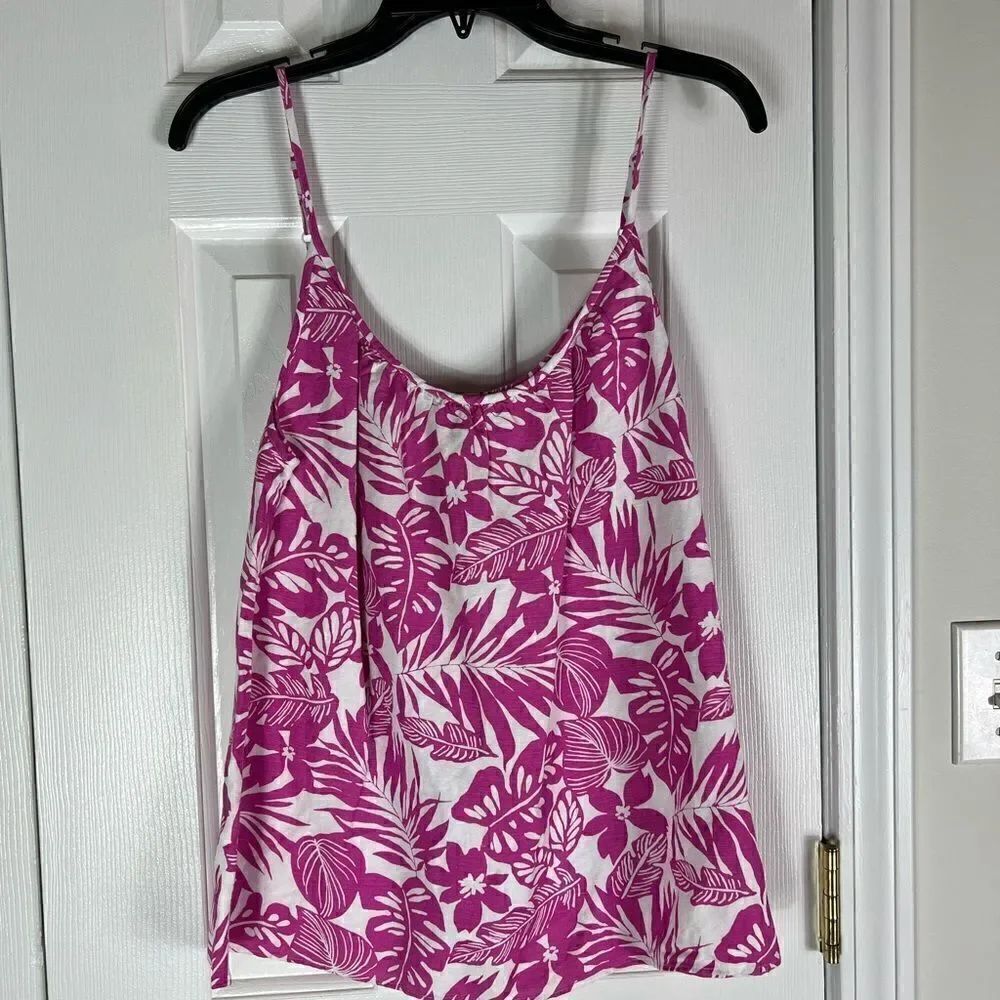 NWT Ann Taylor Tank Size M